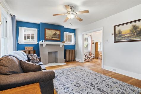 369 Center Avenue West View PA 15229