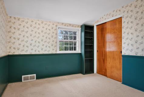 904 Lovingston Drive Mt Lebanon PA 15216
