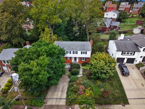 904 Lovingston Drive Mt Lebanon PA 15216