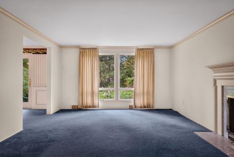 904 Lovingston Drive Mt Lebanon PA 15216