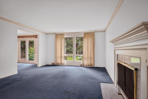 904 Lovingston Drive Mt Lebanon PA 15216