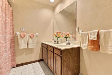 4282 Forest Glen Drive Hampton PA 15101