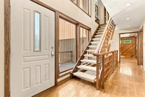 4282 Forest Glen Drive Hampton PA 15101