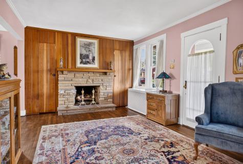 246 Hazel Drive Mt Lebanon PA 15228