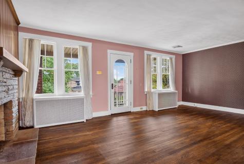 246 Hazel Drive Mt Lebanon PA 15228