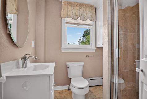 246 Hazel Drive Mt Lebanon PA 15228