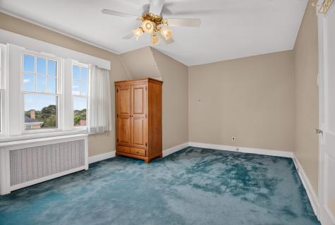 246 Hazel Drive Mt Lebanon PA 15228