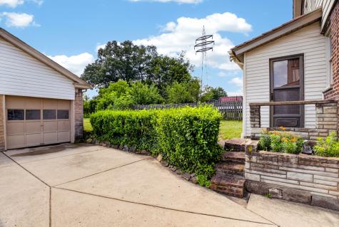 246 Hazel Drive Mt Lebanon PA 15228