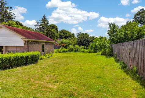 246 Hazel Drive Mt Lebanon PA 15228