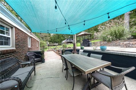 715 Powers Drive Mccandless PA 15090
