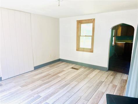 1231 And 1233 Pegtown Avenue North Apollo PA 15673