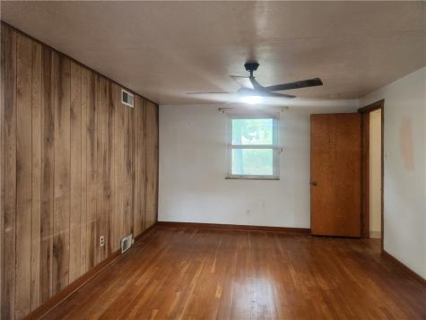 5920 Rodgers Street Lincoln Place PA 15207