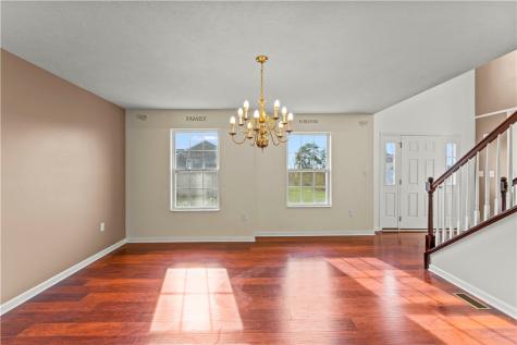 302 Summit Circle Chartiers PA 15342