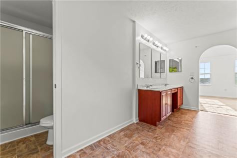 302 Summit Circle Chartiers PA 15342