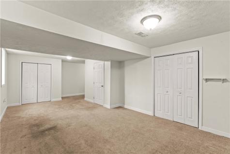 302 Summit Circle Chartiers PA 15342