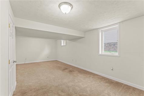 302 Summit Circle Chartiers PA 15342