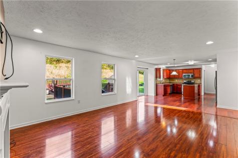 302 Summit Circle Chartiers PA 15342