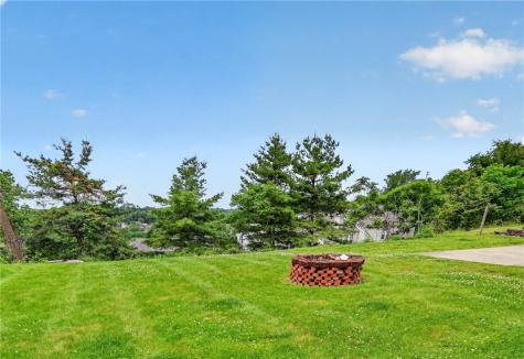 3360 Mcroberts Road Castle Shannon PA 15234
