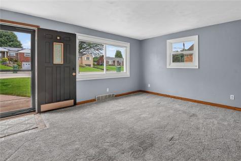 3360 Mcroberts Road Castle Shannon PA 15234