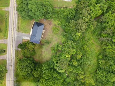 2251 Mercer West Middlesex Road Lackawannock Township PA 16159