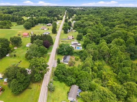 2251 Mercer West Middlesex Road Lackawannock Township PA 16159