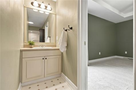 100 Teaberry Lane Peters Township PA 15367
