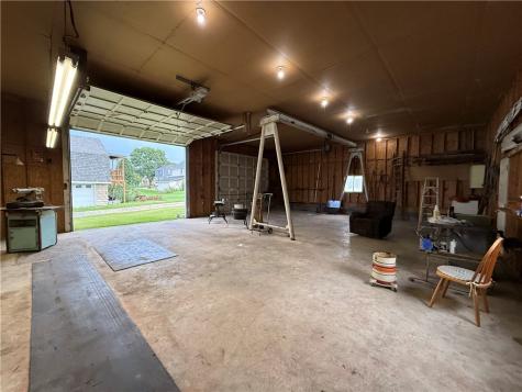 43 Columbia Avenue Center Township/homer Cty PA 15748