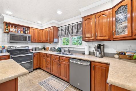 1421 4th Street Carroll Township PA 15063