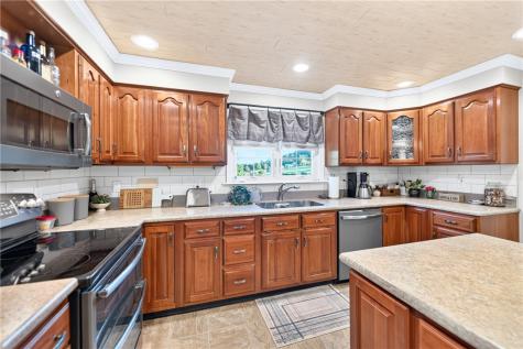 1421 4th Street Carroll Township PA 15063