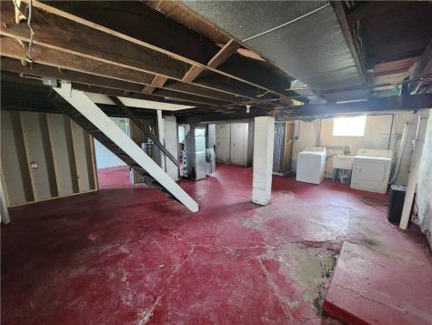 4611 5th Avenue Beaver Falls PA 15010