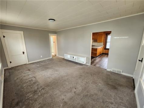 4611 5th Avenue Beaver Falls PA 15010