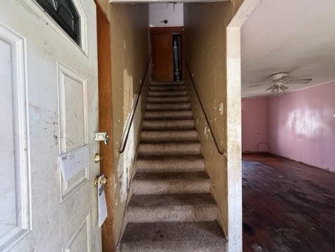 641 Thompson Avenue Clairton PA 15025
