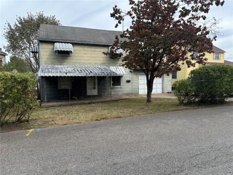 641 Thompson Avenue Clairton PA 15025