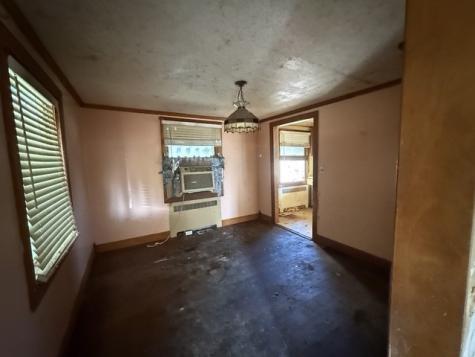 641 Thompson Avenue Clairton PA 15025