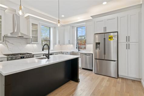 5522 Jackson Street Highland Park PA 15206