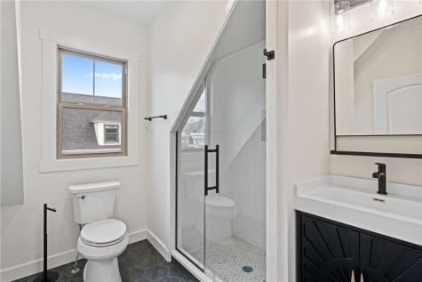 5522 Jackson Street Highland Park PA 15206