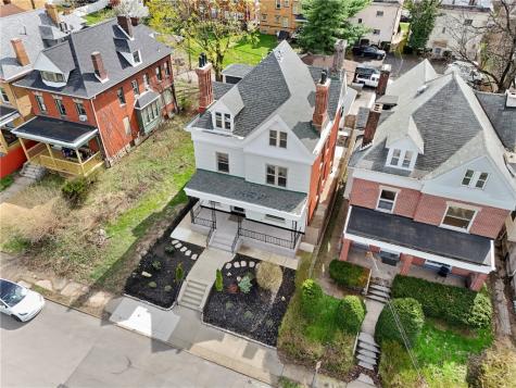 5522 Jackson Street Highland Park PA 15206