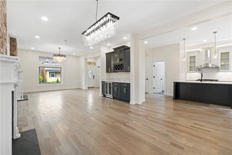 5522 Jackson Street Highland Park PA 15206