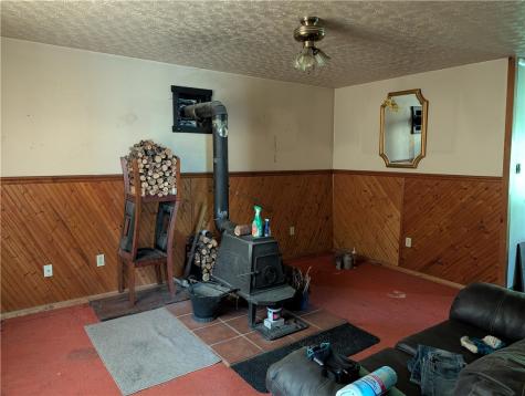 732 N Warren Avenue Apollo Boro PA 15613
