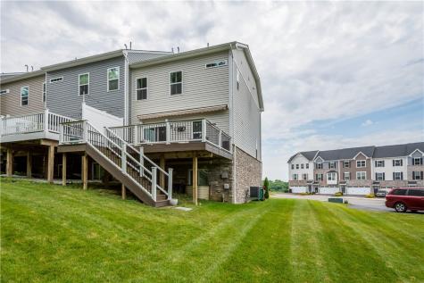 160 Cole Drive Robinson Township PA 15136
