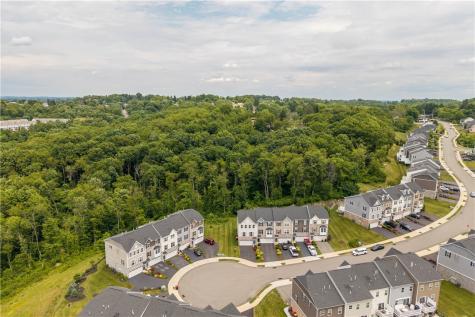 160 Cole Drive Robinson Township PA 15136