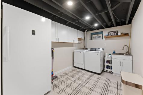 21 Cario Drive N Franklin Township PA 15301