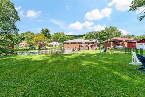 21 Cario Drive N Franklin Township PA 15301
