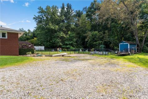 21 Cario Drive N Franklin Township PA 15301
