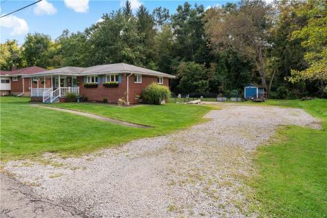 21 Cario Drive N Franklin Township PA 15301