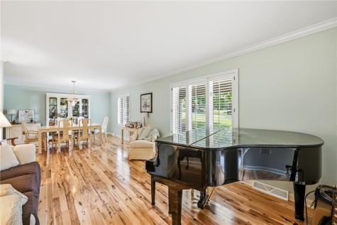 54 Oak Tree Court Shenango Township PA 16159