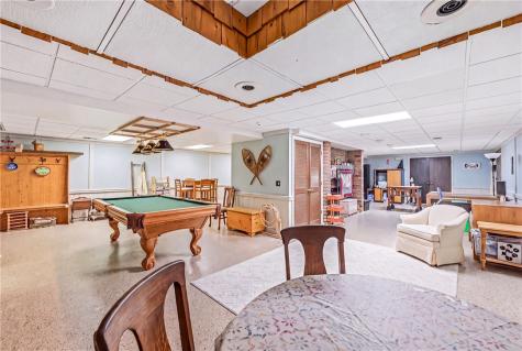 54 Oak Tree Court Shenango Township PA 16159