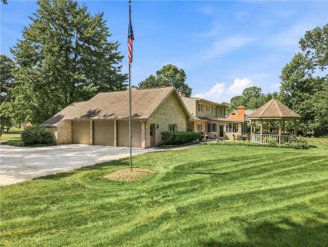 54 Oak Tree Court Shenango Township PA 16159