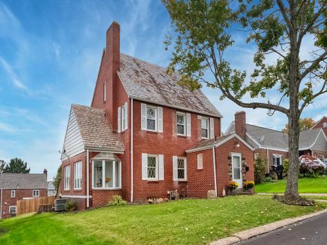 413 Charles Avenue New Kensington PA 15068