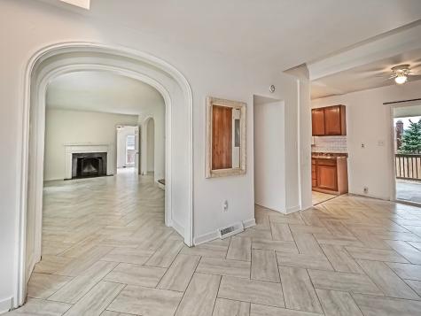 413 Charles Avenue New Kensington PA 15068